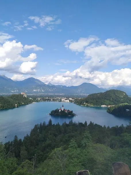 que ver en Eslovenia en 7 dias el lago bled