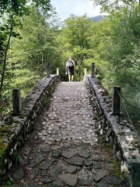 Qué ver en Eslovenia en 7 días camino a la cascada virje