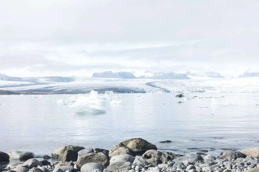que ver en Islandia en 4 diasplaya de los diamantes