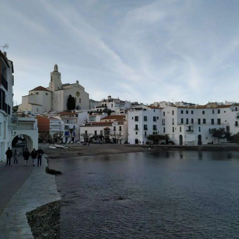 que ver en cadaques en dos dias iglesia