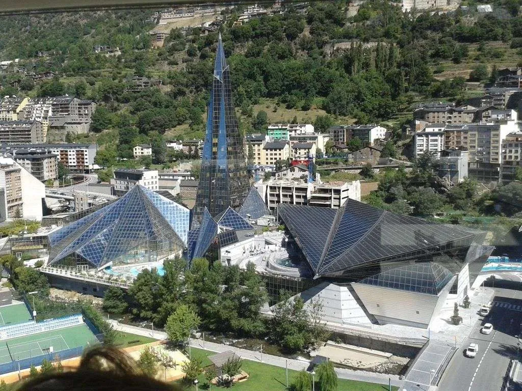turismo en andorra caldea