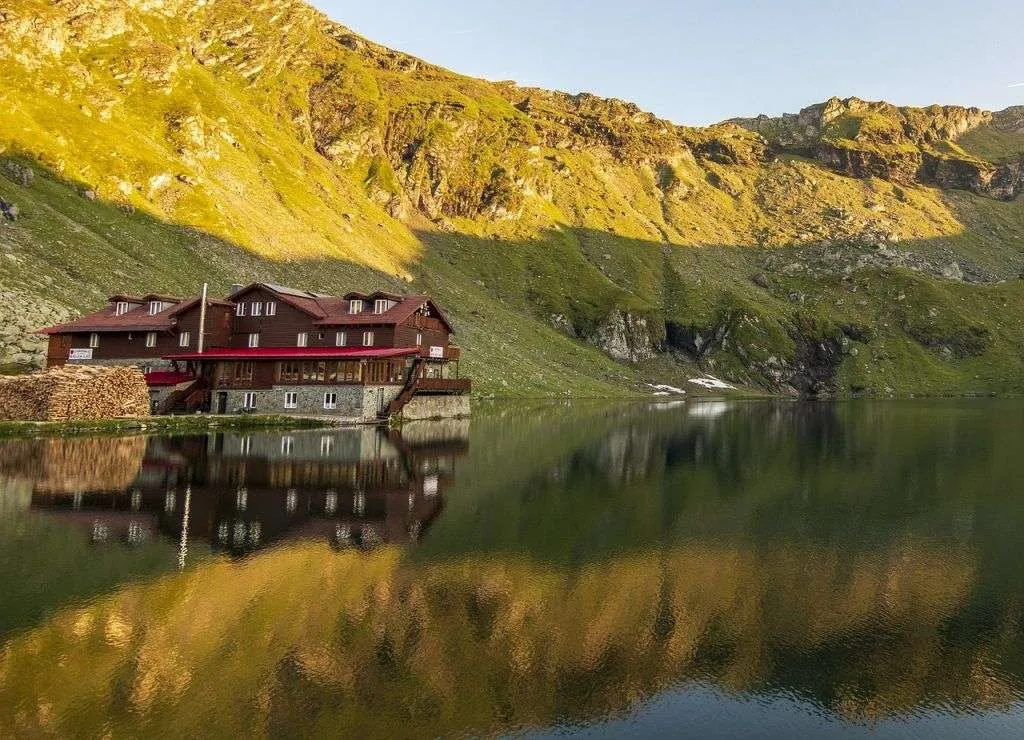 Qué ver en Rumania lago Balea