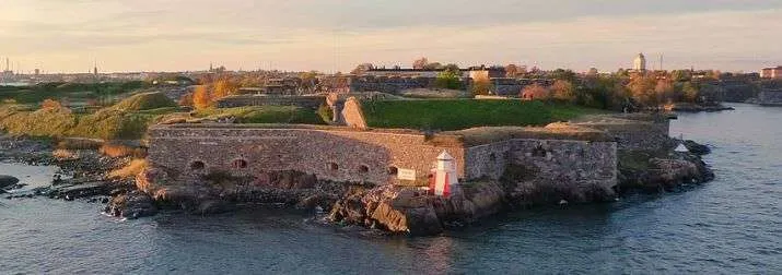 salida desde helsinki suomenlinna