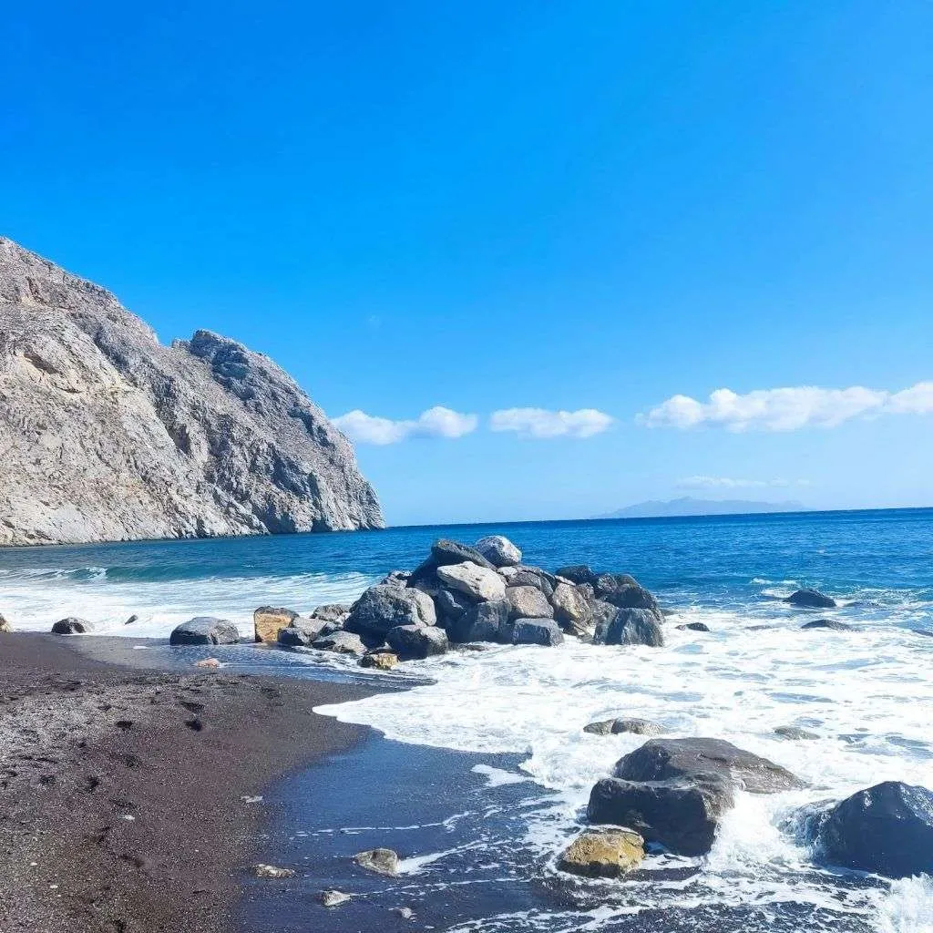 que ver en santorini en 3 dias perissa