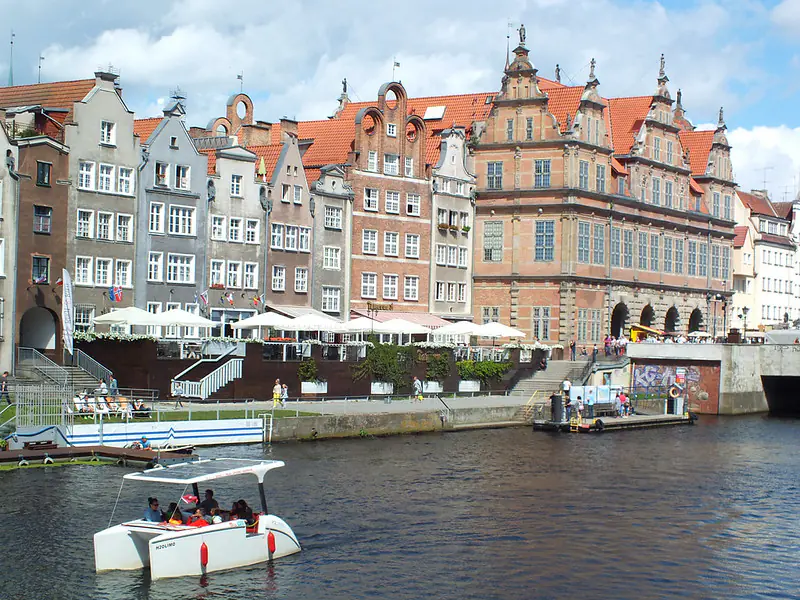 donde dormir en gdansk