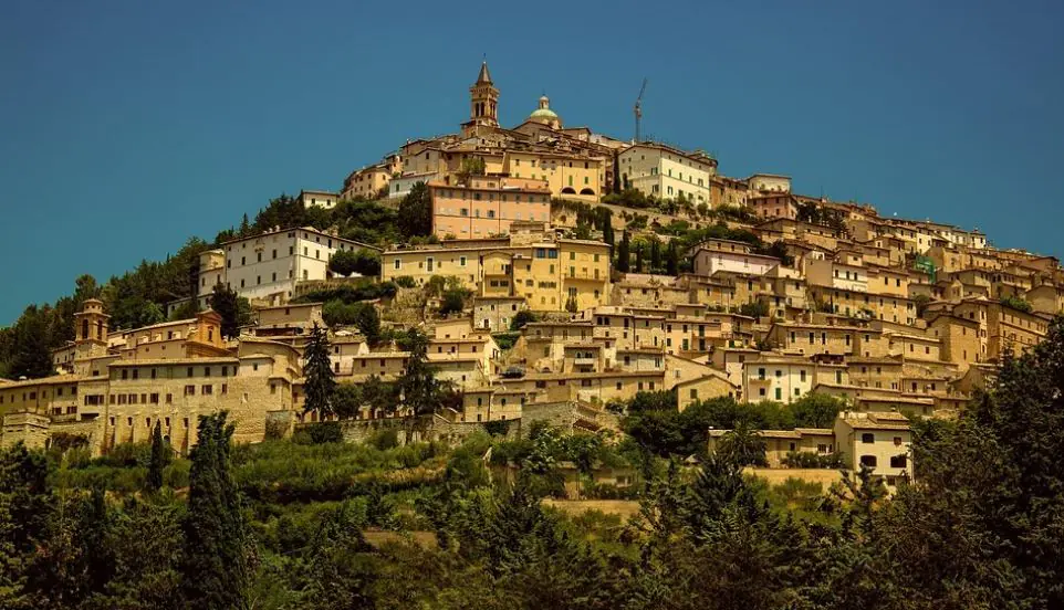 donde dormir en perugia