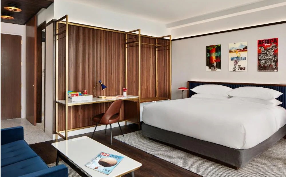 habitacion de hotel cerca del aeropuerto jfk con shuttle
